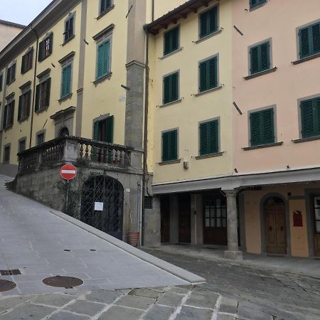 Отель La Piazza 1 Стия Экстерьер фото